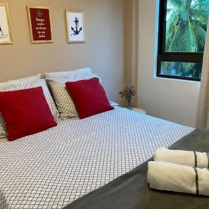 apartamento-no-centro-em-porto.portodegalinhashotels.com/